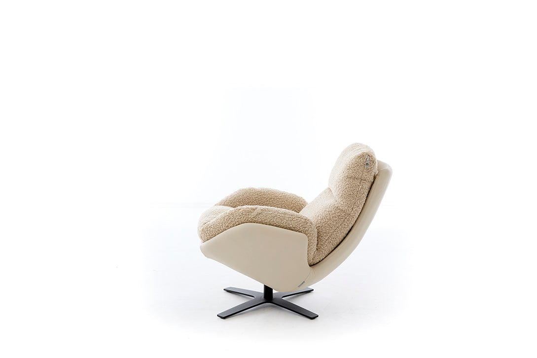 W.SCHILLIG Einzelsessel/Funktionssessel cloud9 - 31800 MD Leder/Stoff Kombi Z73/44 elfenbein V67/44 ivory mit Hocker